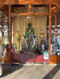 วัดที่มีพระเกจิอาจารย์ชื่อดังแห่งเมืองกรุงเก่า