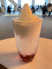 梅田スカイビル40階カフェ眺望がすごすぎる