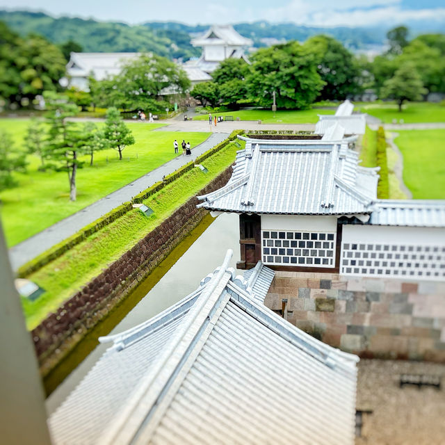 かつて金沢城のあった場所