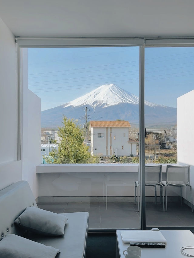🇯🇵日本富士山必住！性價比天花板 河口湖站走5分鐘 超新裝潢