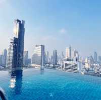 Best 5 star hotel in Silom with roof top pools view