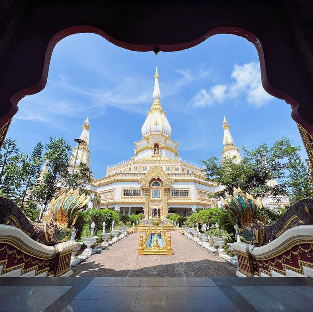 พระมหาเจดีย์ชัยมงคล
