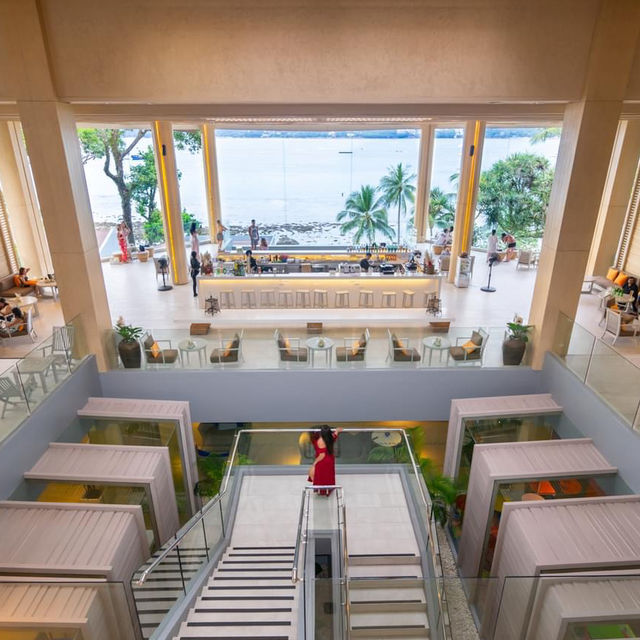 Amari Phuket ที่พักบนเนินเขาย่านหาดป่าตอง