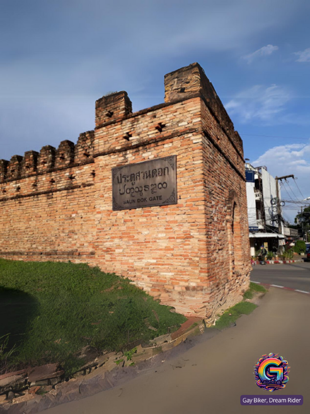 Chiang Mai Escape: Motorcycle Madness!