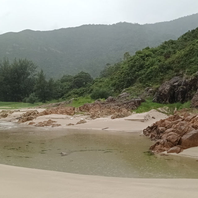 海水清幽 風和日麗 值得一去