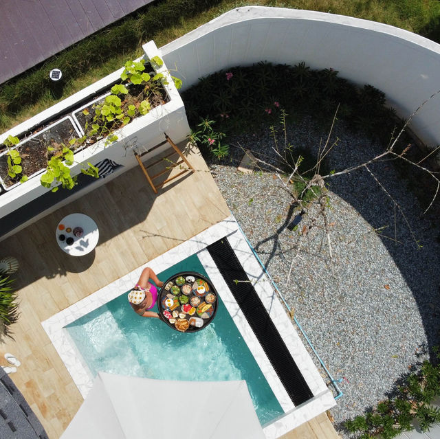 พักผ่อนแบบ Exclusive pool villa เกาะล้าน
