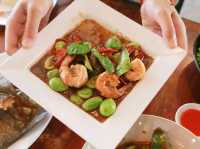 แวะมาทานอาหาร รส "เลิศ"