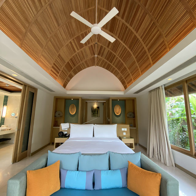 เหมือนหลุดมาอยู่อีกเมืองเลย Renaissance Phuket