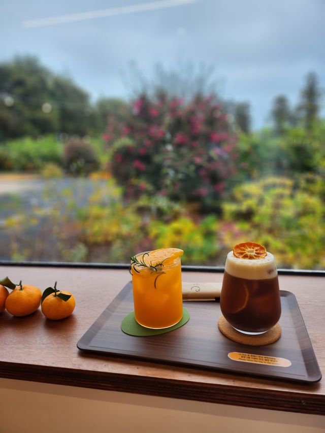 🍊제주 감성 물씬 풍기는 카페 더 콘테나
