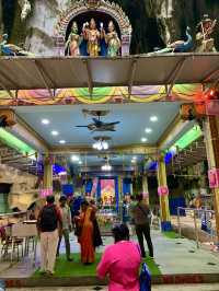 マレーシア　クアラルンプール観光　絶対外せない観光スポット　バトゥ洞窟 (Batu Caves)に行ってきた！