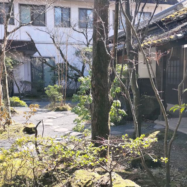 由布院溫泉仙洞旅館：平價一泊兩食,私人風呂推介！