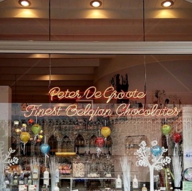 ร้านช็อกโกแลตเจ้าดังของเมือง Ypres