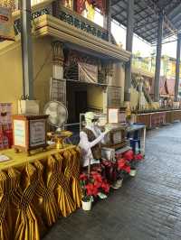 วัดที่ชาวปากเกร็ดรู้จักกันเป็นอย่างดี | วัดบ่อ