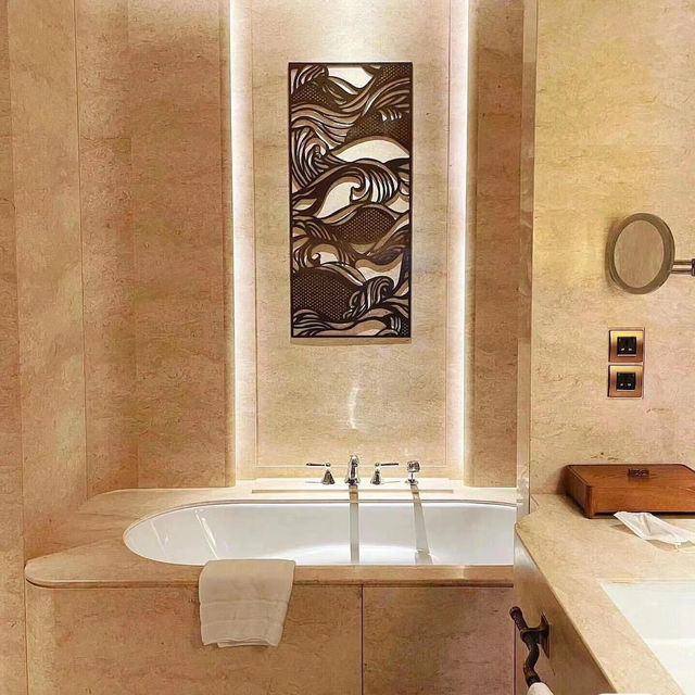 Opulent Retreat: Waldorf Astoria Bangkok