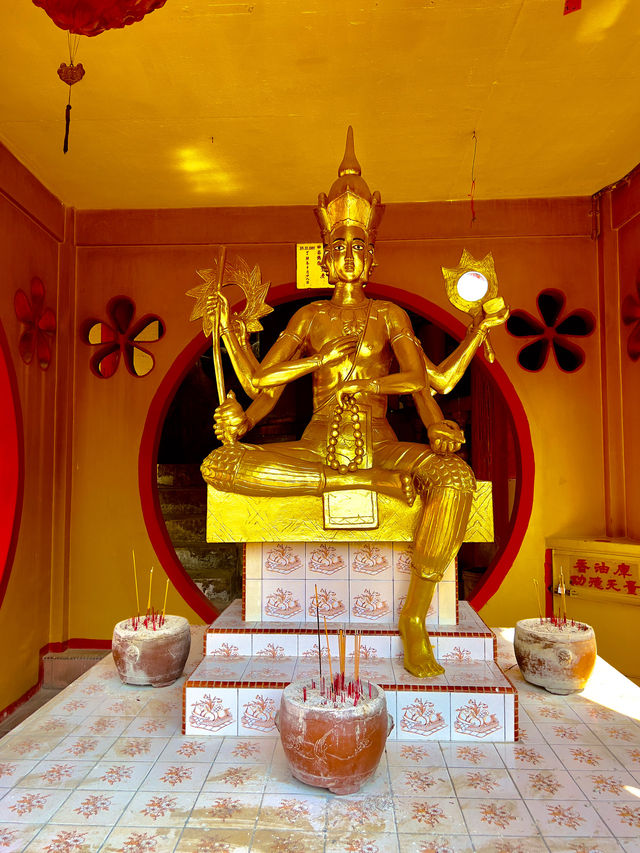 Cave Temple With Colorful Decorations In Ipoh✨🇲🇾