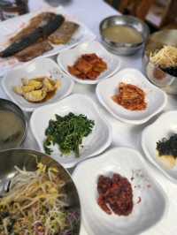 거제 몽돌해수욕장에서 맛본 톳비빔밥