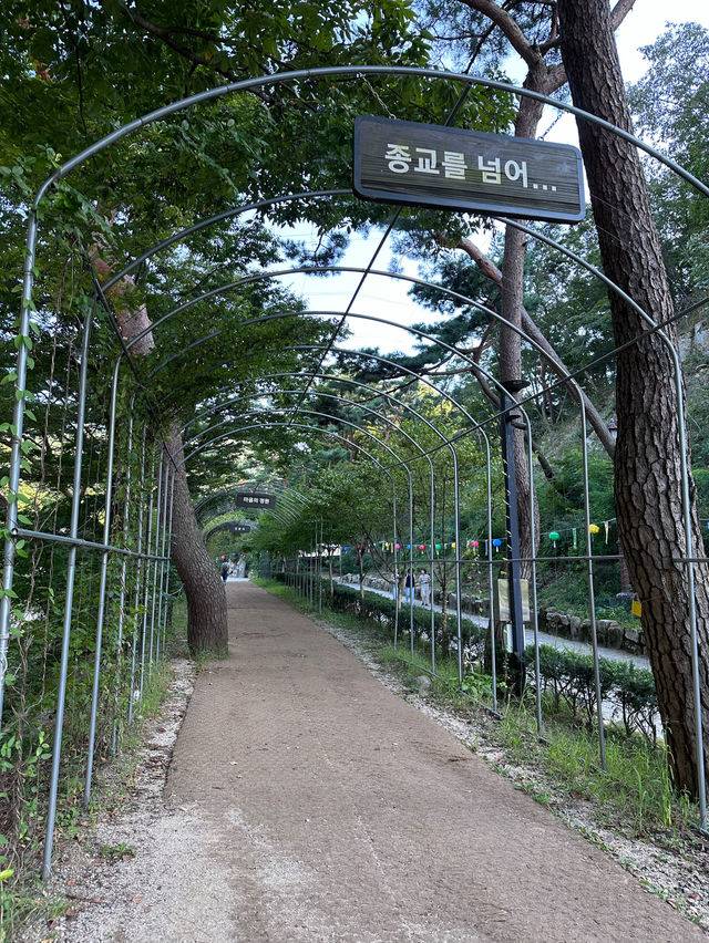 🇰🇷 首爾北漢山郊野公園 ⛰️ 韓國的佛教廟宇 🪷