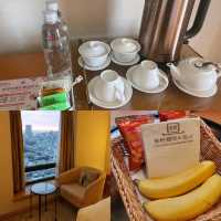 【高雄】寒軒國際大飯店：購物方便，浴室舒適。適合任何時間和場景