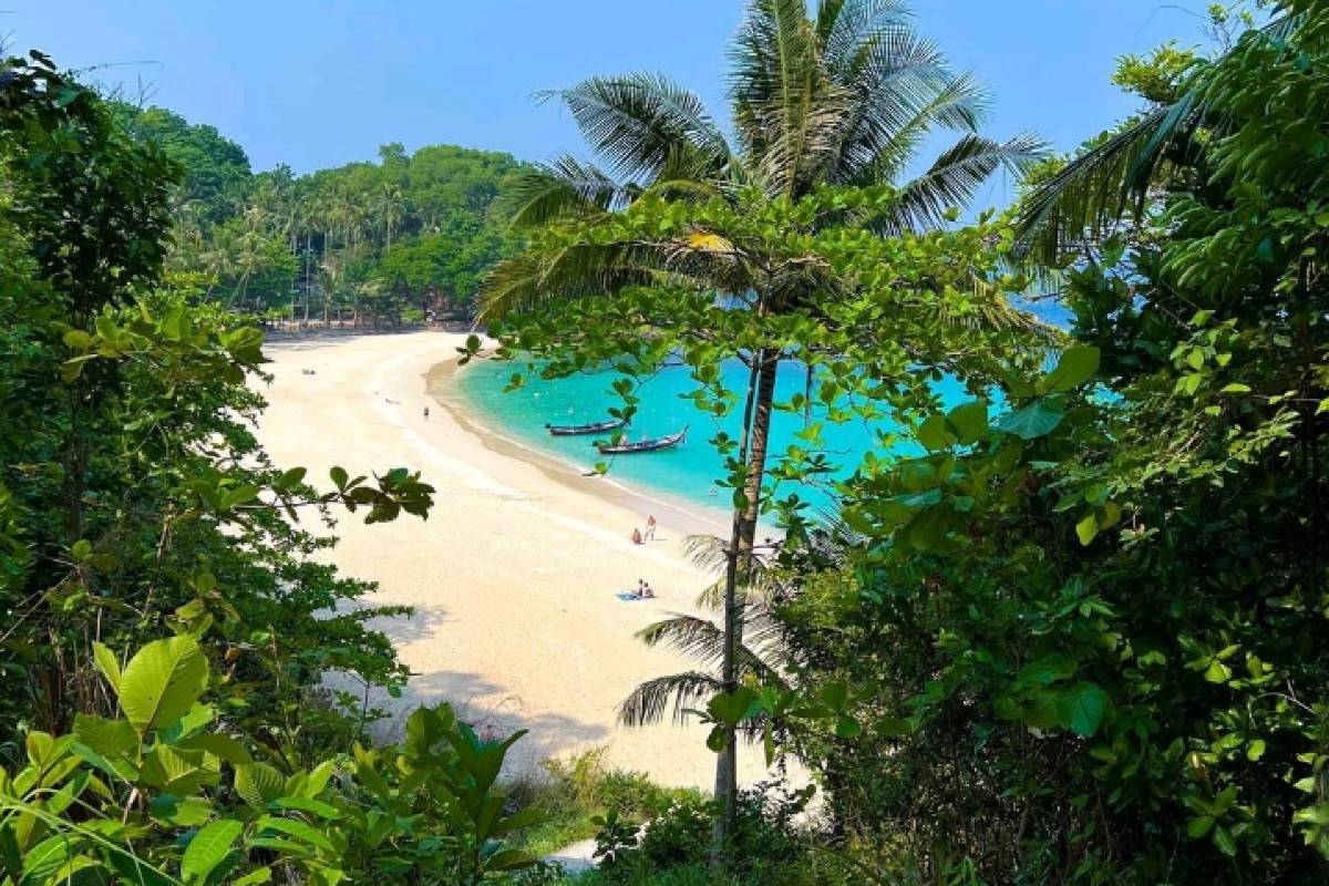 หาดภูเก็ต