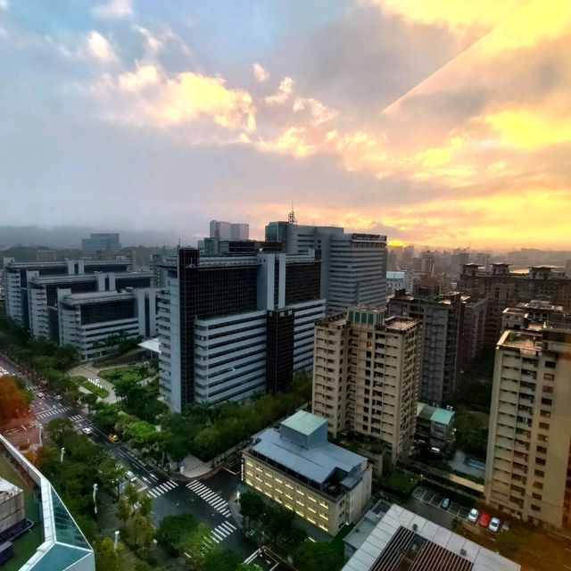 台北住宿｜集結藝術與設計的風格旅店—南港老爺行旅