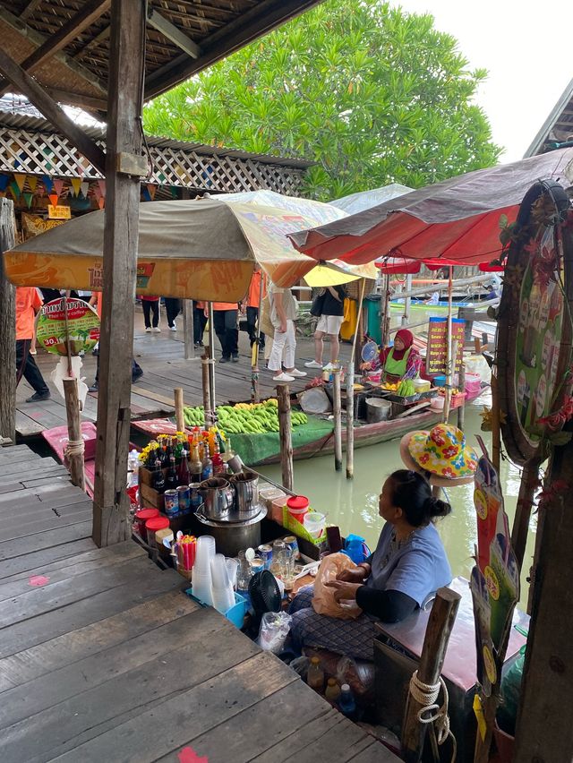 👒ตลาดน้ำ 4 ภาค พัทยา✨