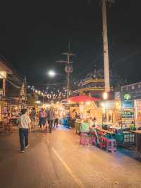 Pai Walking Street: A Vibrant Nighttime Bazaar