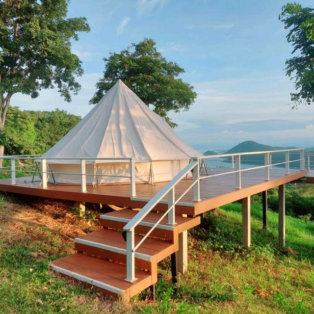 ที่พักสไตล์แกลมปิง ริมเขื่อนศรีนครินทร์