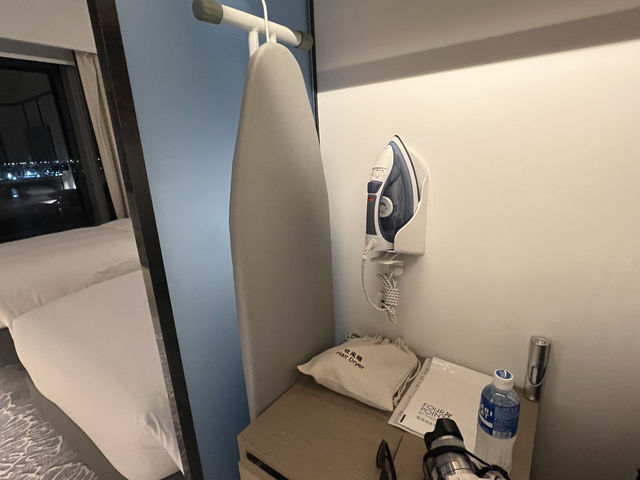 홍콩 공항 오션뷰 호텔, 홍콩 디즈니랜드 호텔