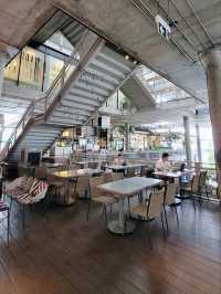 Popular spot in Thong Lor
