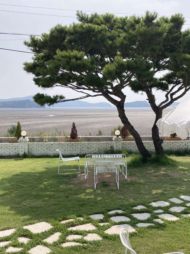 바다도 보고 감성도 채우고, 카페 후아후아