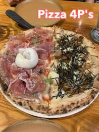 ベトナム🇻🇳大人気ピザ🍕　Pizza 4P's