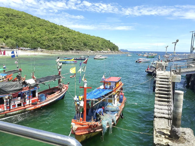 “เกาะล้าน” ทะเลสวย น้ำใส ไม่ไกลกรุงเทพฯ
