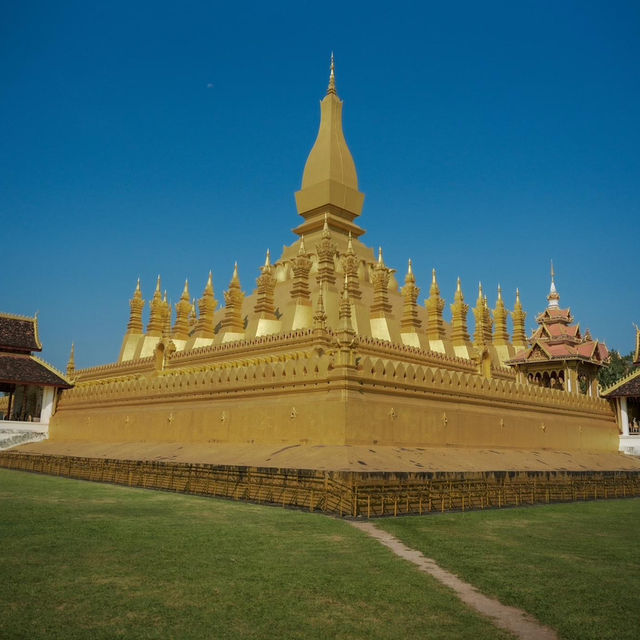 เวียงจันทน์ 2 วัน 1 คืน