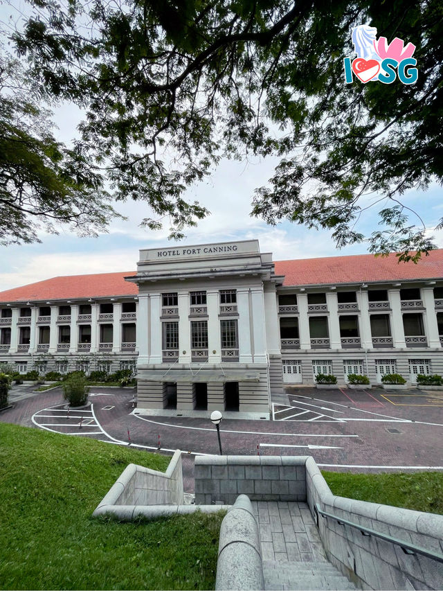 🇸🇬 Berry welcome to Fort Canning Hill