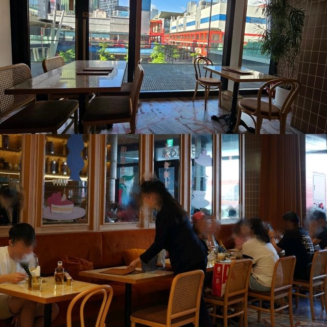 台北時尚奶茶餐廳😋