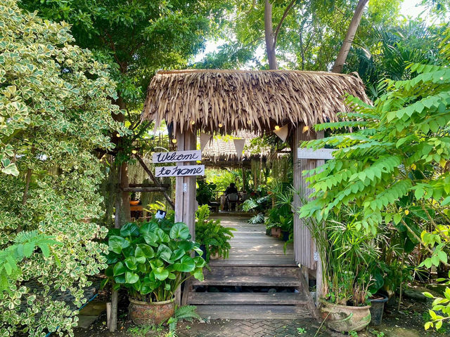 ภู ผ า   โ ฮ ม   Cafe 🌿