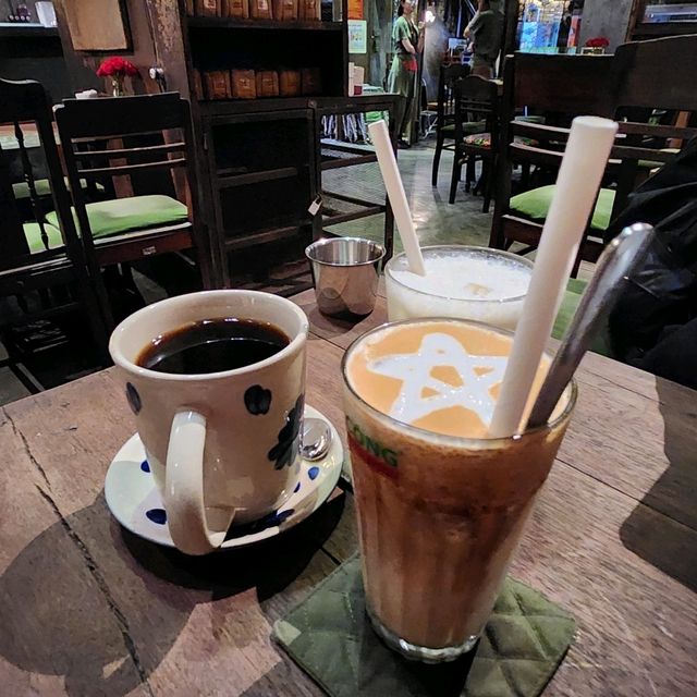 越南軍風咖啡廳☕️