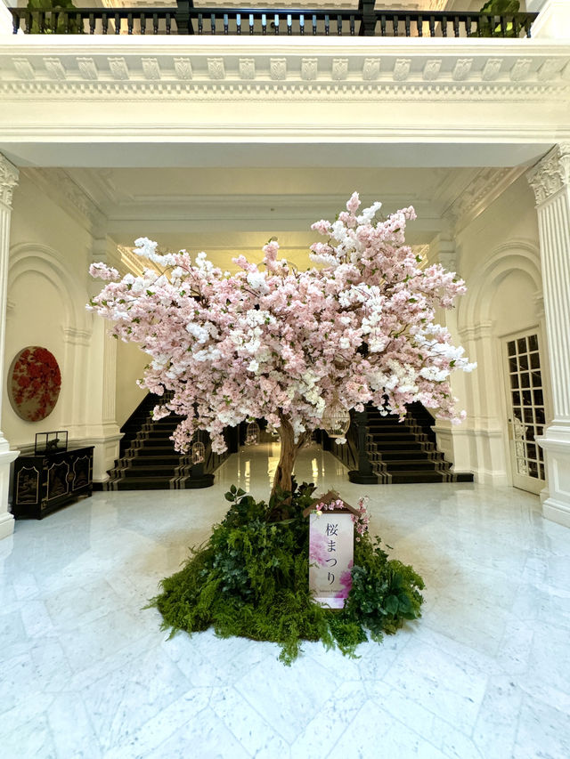 シンガポール　シンガポール観光　Raffles Singaporeは白亜のホテル！