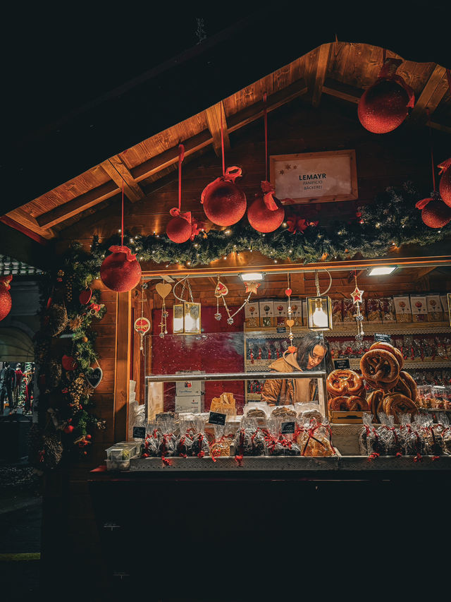 Bolzano Christmas Market: A Magical Holiday Experience