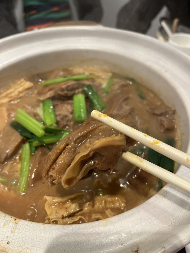 天氣乍暖還寒，又到咗食羊腩煲嘅季節了！