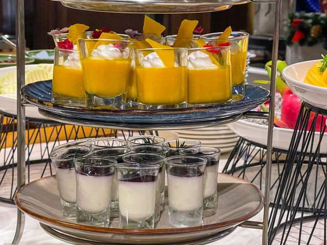 บุฟเฟต์มื้อเย็น ที่  S31 Sukhumvit Hotel