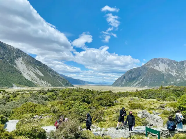 Aoraki/Mount Cook National Park: A Majestic Alpine Wonderland