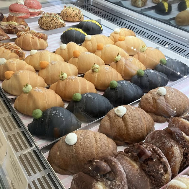 韓国🇰🇷ふわふわであま~いドーナツが大人気のドーナツ屋さん🍩