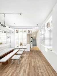 % Arabica Cafe Apartment