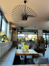 Mango Cafe
