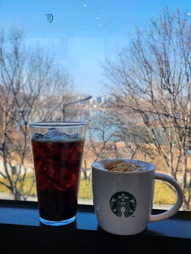🧡대구 수성못을 바라보며 커피한잔 할 수 있는, "스타벅스 수성레이크점"🧡