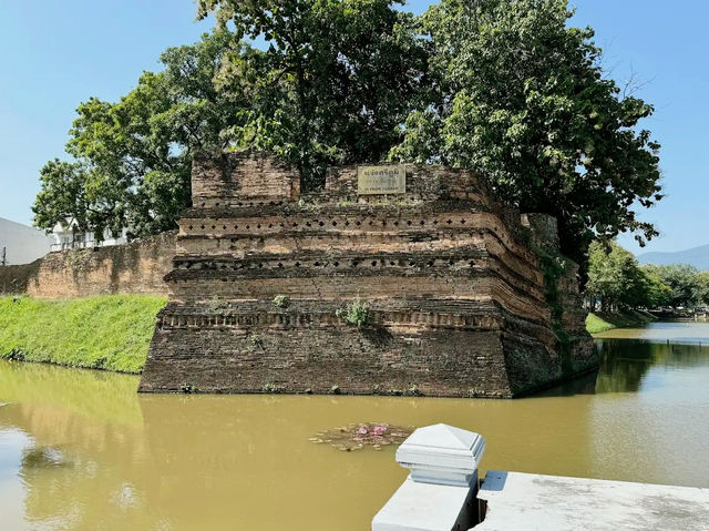 Si Phum Corner