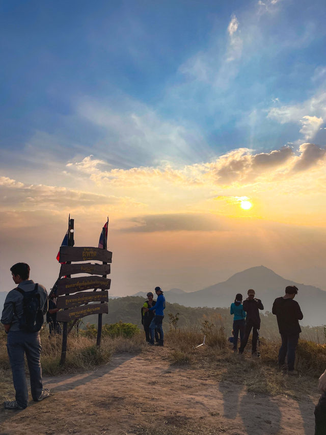 กินลมชมวิวที่อุทยานแห่งชาติเขาแหลม ⛰️🍃