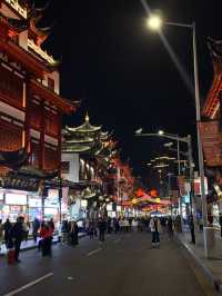 上海豫園商圈攻略｜燈會限定浪漫打卡！百年老城廂逛吃指南，感受最地道的上海風情！