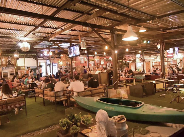 Play Farm ร้านอาหารริมน้ำสมุทรปราการ
